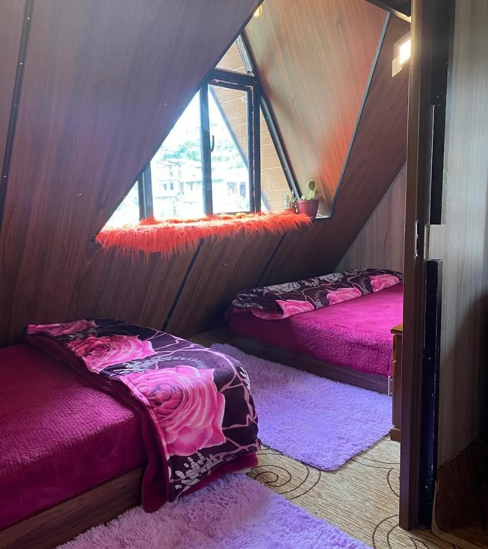 Chekeena Wood Cabin Nuwara Eliya
