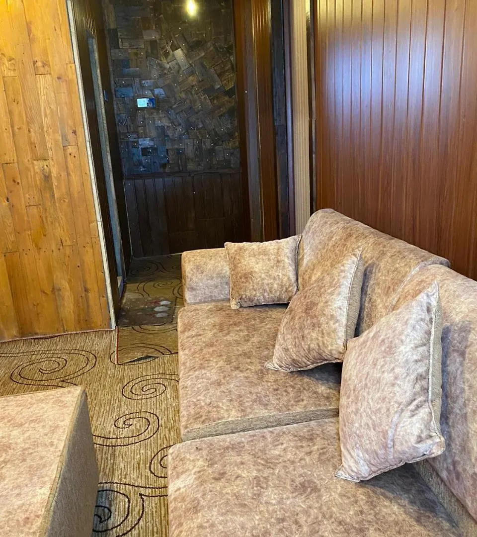 Hotel Chekeena Wood Cabin Nuwara Eliya Sri Lanka