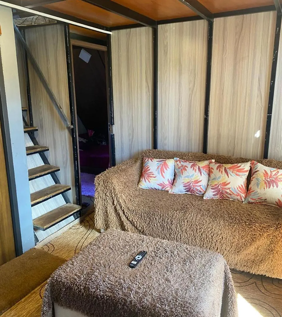 Chekeena Wood Cabin Nuwara Eliya